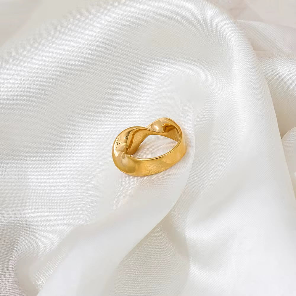 Cynra Ring