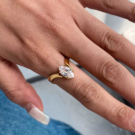Naya Ring