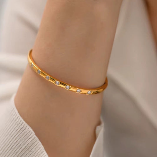 Ceres Bangle