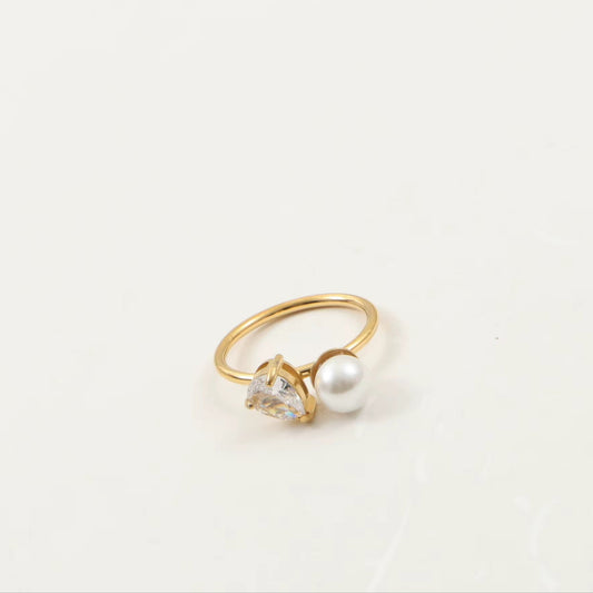 Ovia Ring